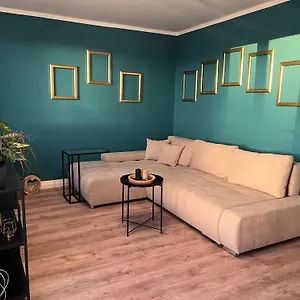 Apartment Juna Mit Tg Stellplatz, Leipzig